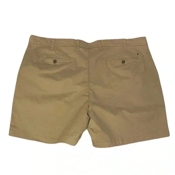 -  Tommy Hilfiger tan 7 inch shorts sz 42 - Picture 2 of 4